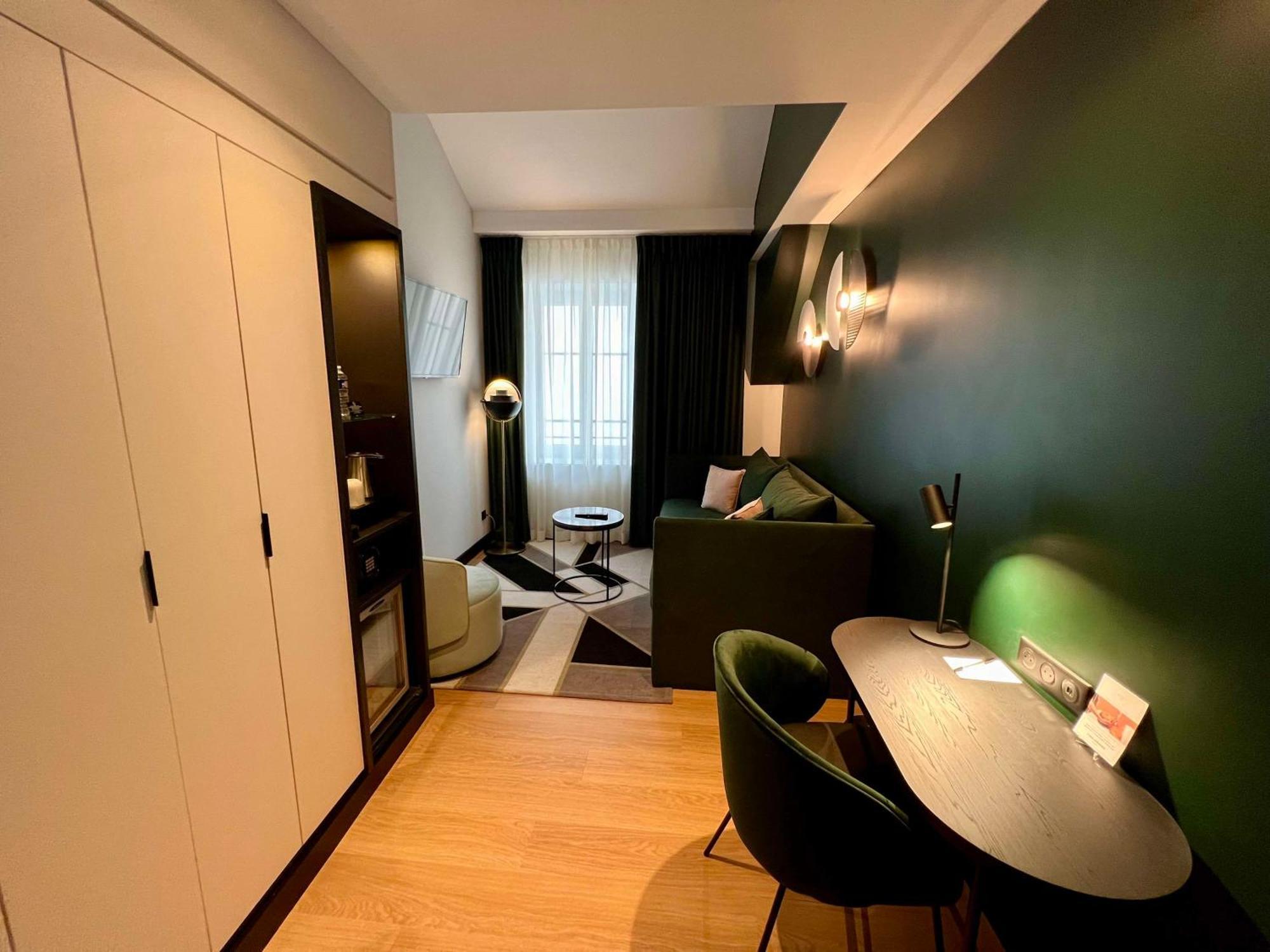 Best Western Plus Crystal, Hotel,Bar & Spa Nancy Exterior photo